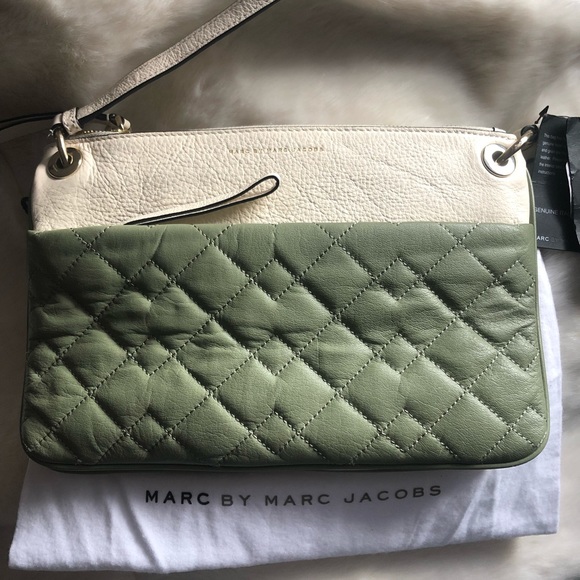 Marc by Marc Jacobs Tread Lightly Double Cross - Picture 1 of 5